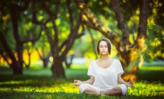 ac米兰官网-绿茵孤勇，2026世界杯C组生死战，喀麦隆绝杀加纳，孙兴慜以一人之力照亮整个赛场