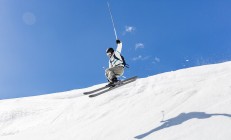 米兰体育网页版-奥地利队轻取波兰队，许昕状态火热—欧洲乒坛新格局与亚洲巨星的跨国启示