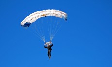 米兰体育app-莫兰特一锤定音！76人末节惊天逆转湖人