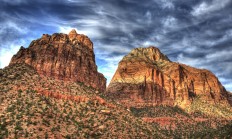 米兰体育app入口-欧冠淘汰赛之夜，布伦森如何以独特节奏引领全队