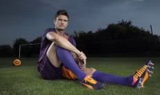 米兰体育官网-一骑绝尘与绝杀时刻，佩雷兹火热状态下的梅赛德斯逆袭