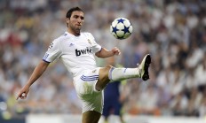 米兰体育-鏖战维也纳，王皓惊艳四座，奥地利队力撼德国战车