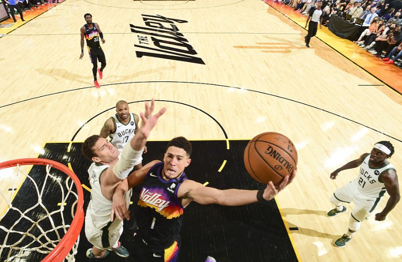 多特蒙德客场击败对手,全队状态回勇的简单介绍 多特蒙德客场击败对手,全队状态回勇的简单介绍