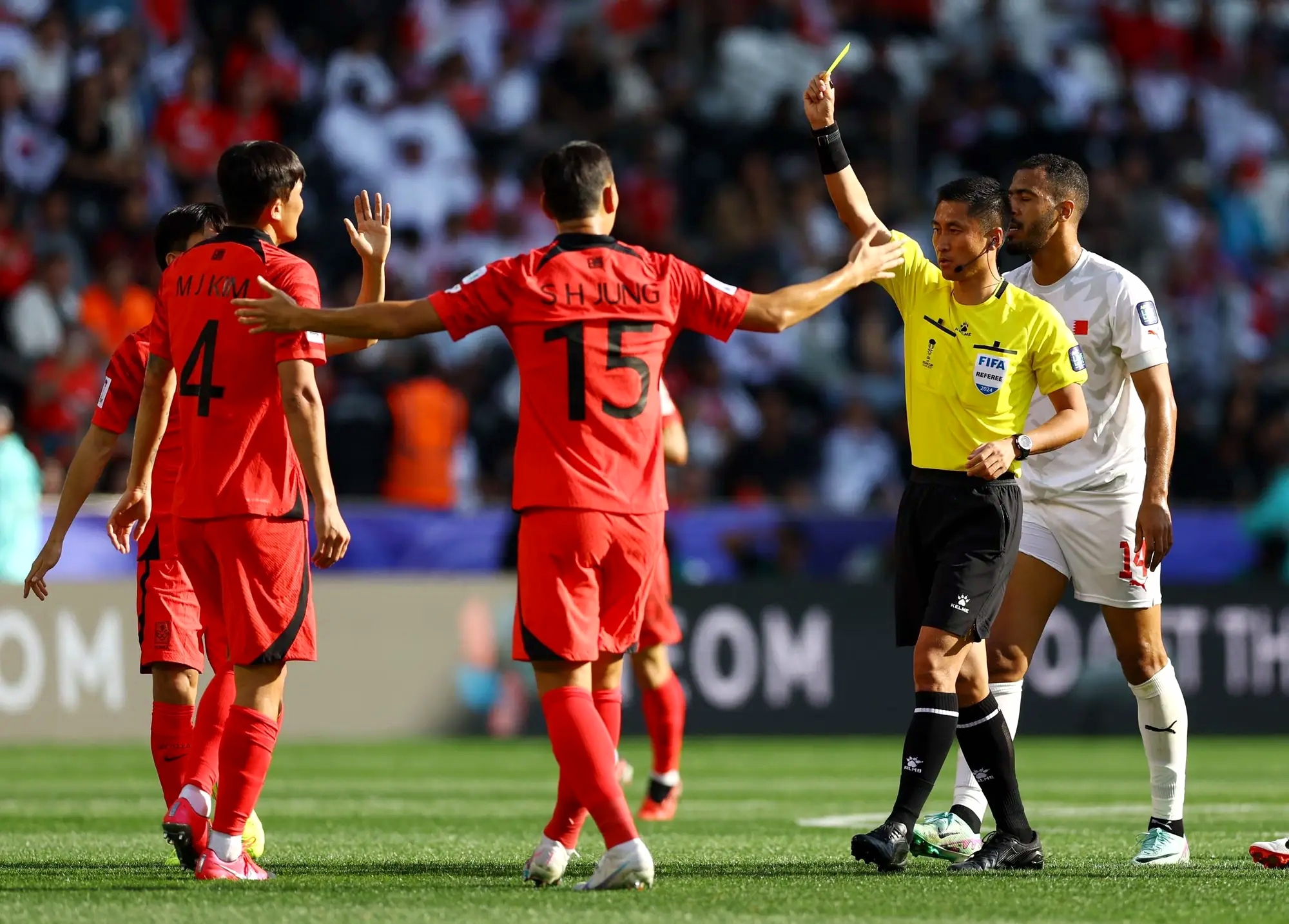 关于巴布亚新几内亚足球队在比赛中表现亮眼的信息