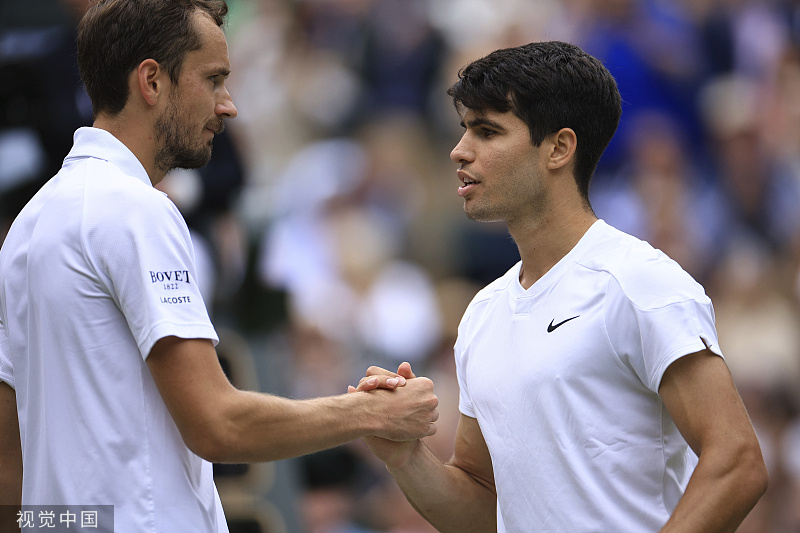 关于ATP总决赛绝杀温网，梅德韦杰夫扛起全队的信息