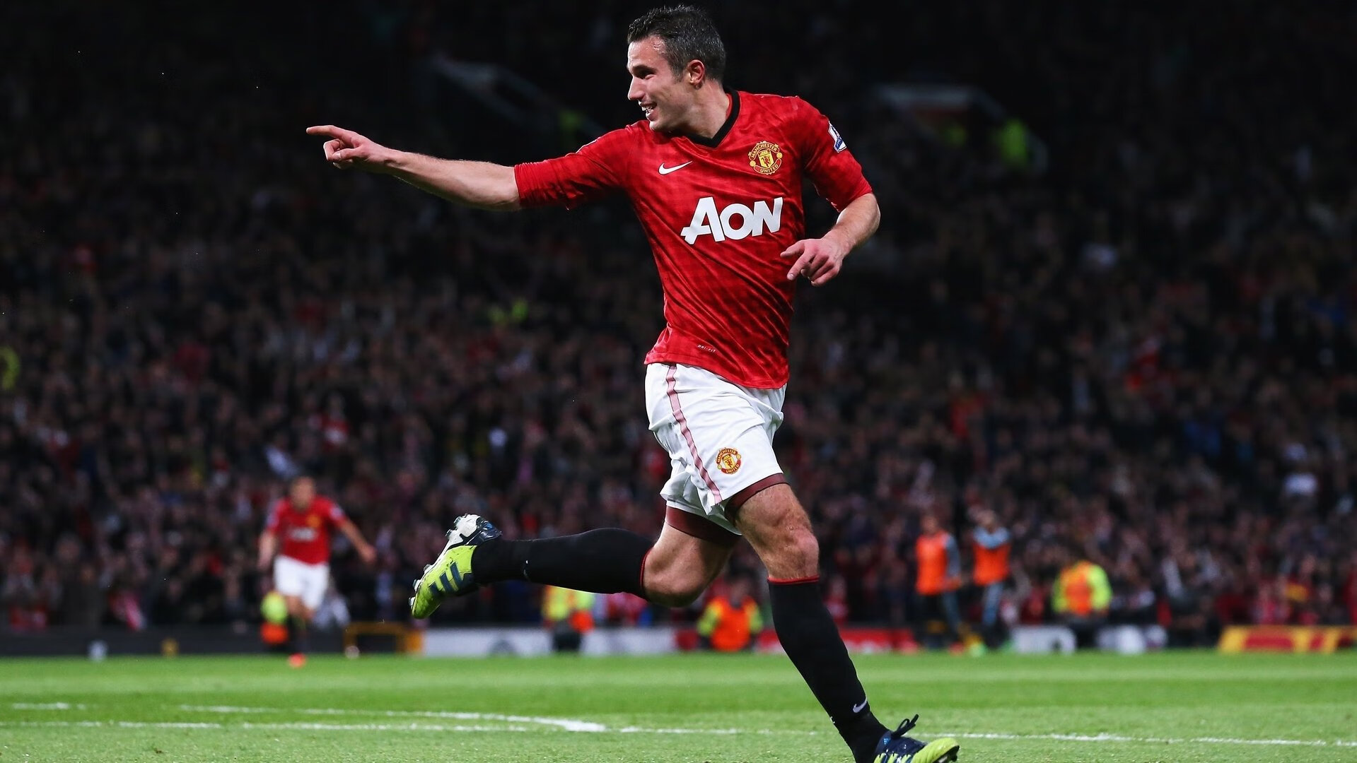 跨界战术启示，从莱比锡红牛的高位压迫到拉亚的总决赛接管