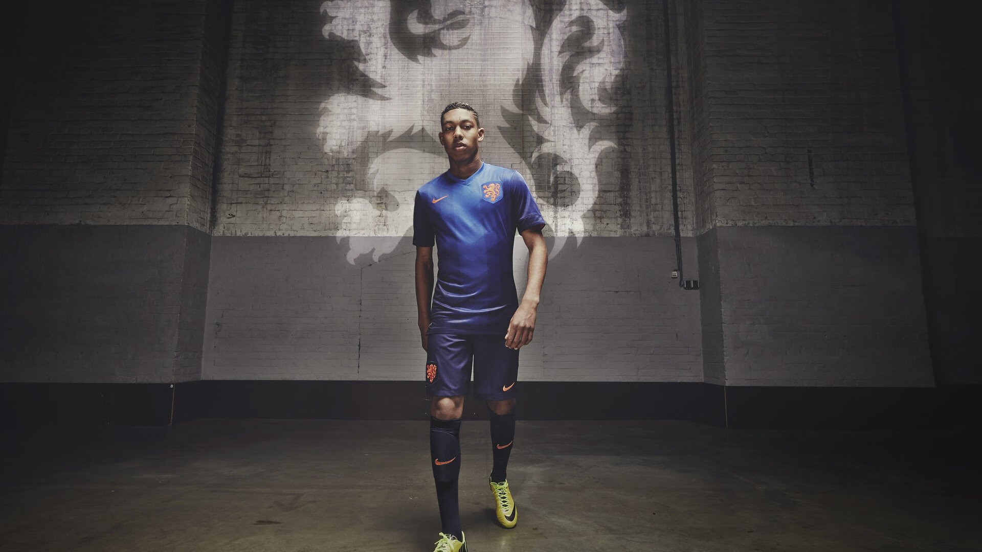 阿坎吉终场绝杀!皇马压哨击败智利,关键先生改写历史